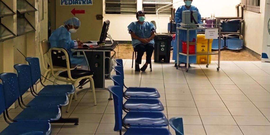 Tras tres años de vacunación, menos del 70 por ciento de hondureños han recibido esquema completo de vacunas contra el Covid – 19