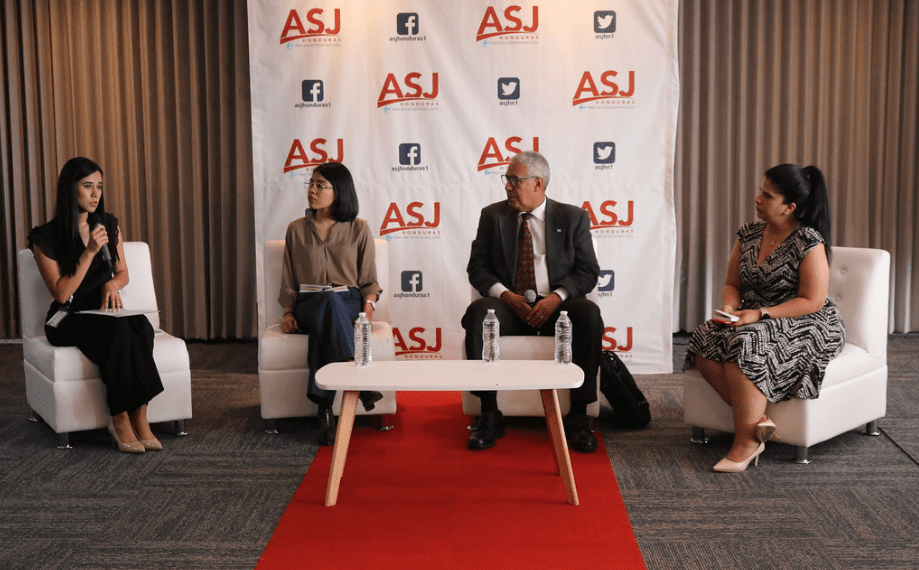 Pueblo hondureño sigue en espera de un gobierno transparente y sin corrupción